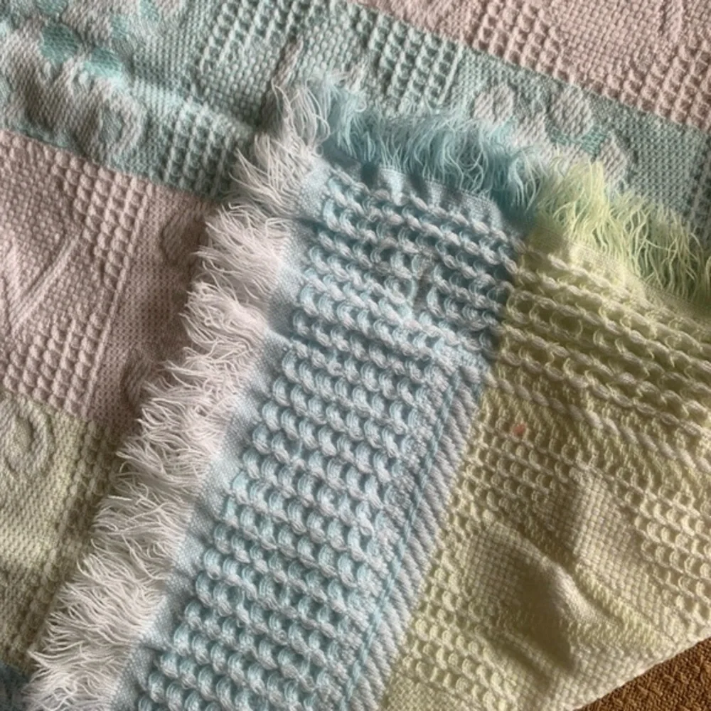 Vintage Baby Blanket‎ Pride N Joy Pastel Waffle Fringe  Bears Letters 34x34 90s